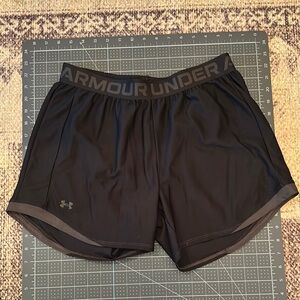 Under Armour, black medium, loose women’s shorts 4 for $20 sale!!
